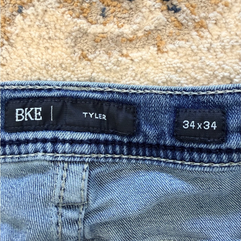 BKE Tyler Light Blue Jeans - Faded Denim - Picture 2 of 5